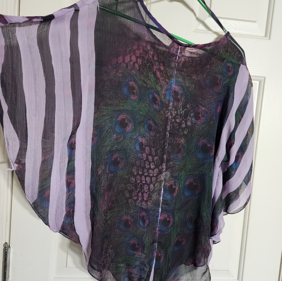 Lavish small wing sleeve purples with diamond studs transparent top - Picture 3 of 4